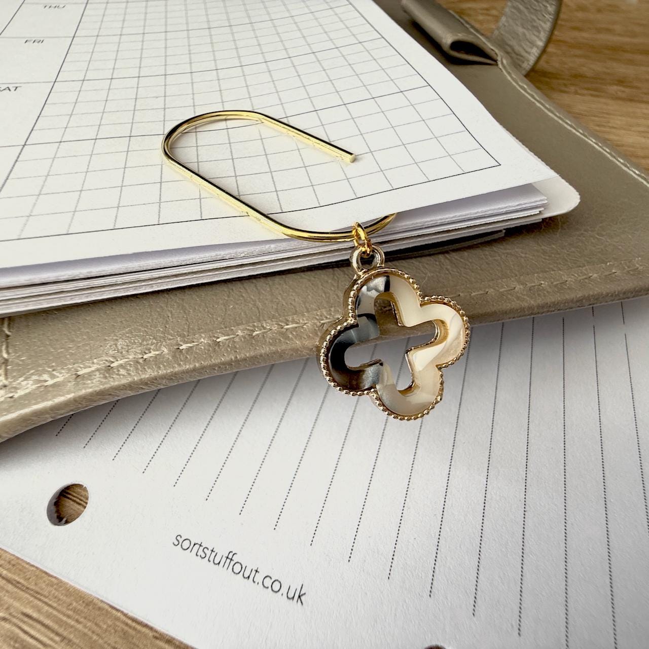 Tortoiseshell Cutout Page Marker Clip - Choose Your Colour - Luxe Planner Charm - Ring Planner Accessories & Deco - Filofax, Kikki K