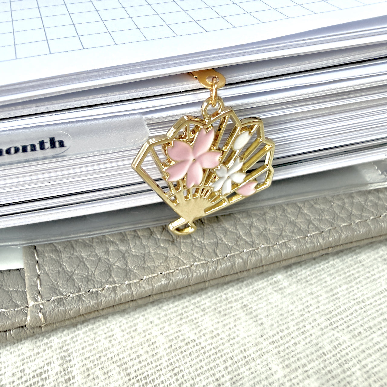 Blossom Fan Accessories - Page marker or Clip