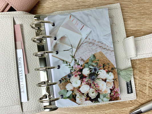 Magazine & Flowers Dashboard