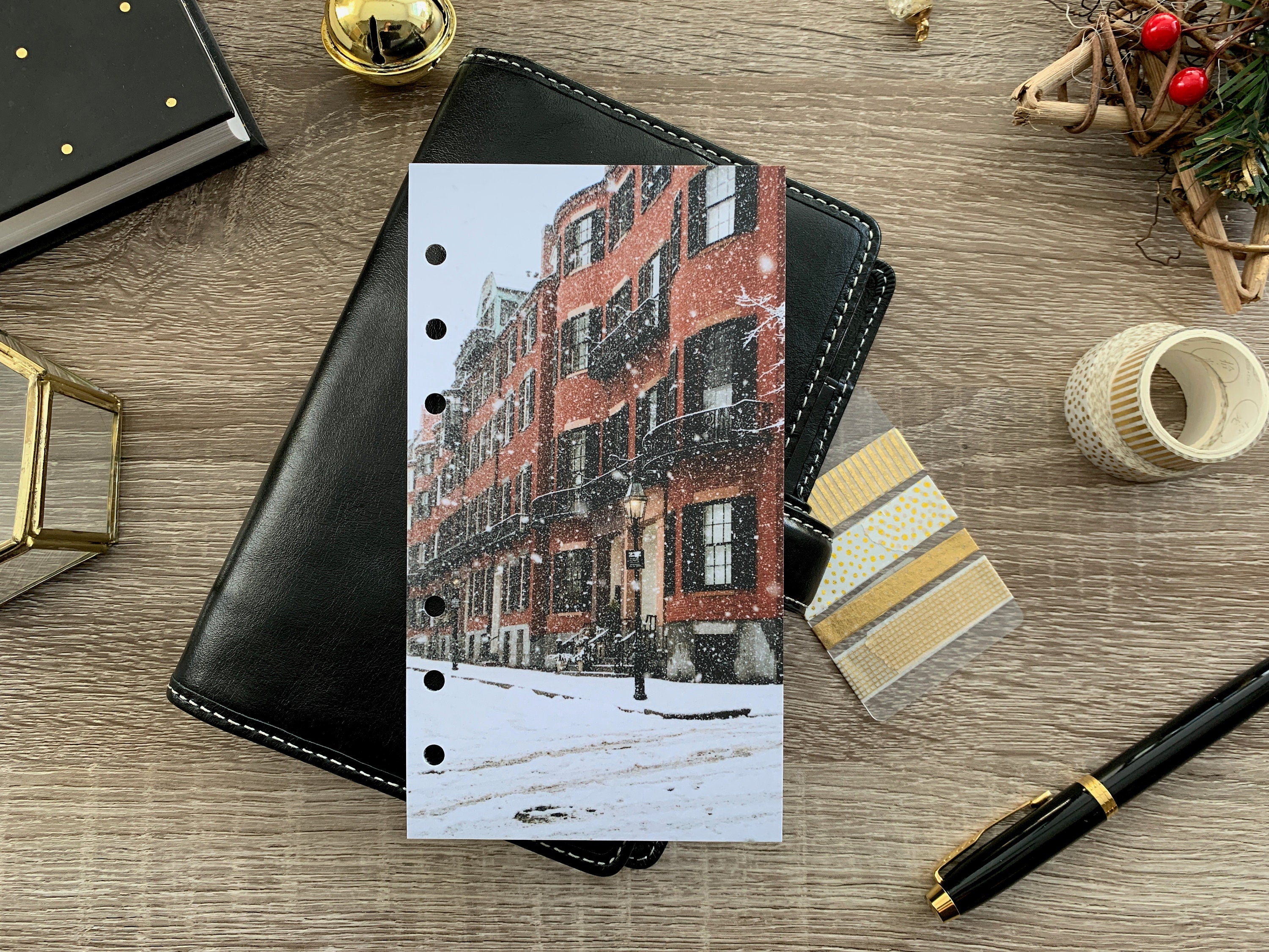 Snowy Street - Festive Holiday Dashboard
