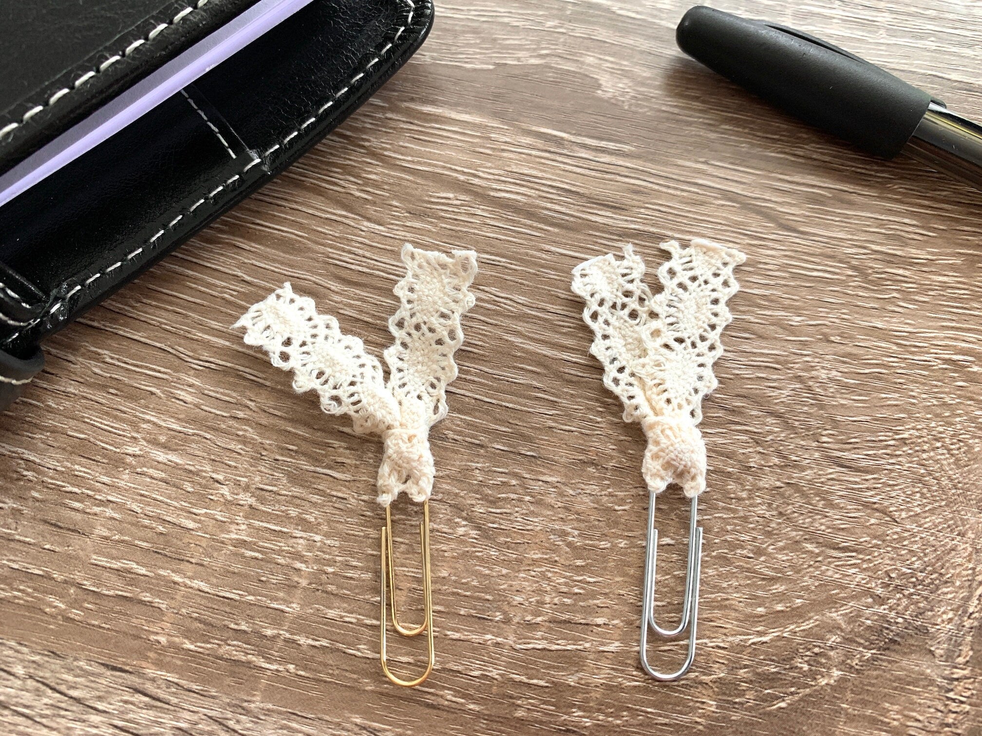 Lace Paperclip - Silver or Gold